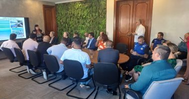 Reunião na Secretaria de Meio Ambiente do Estado do Rio traça planos para proteção da Lagoa de Araruama