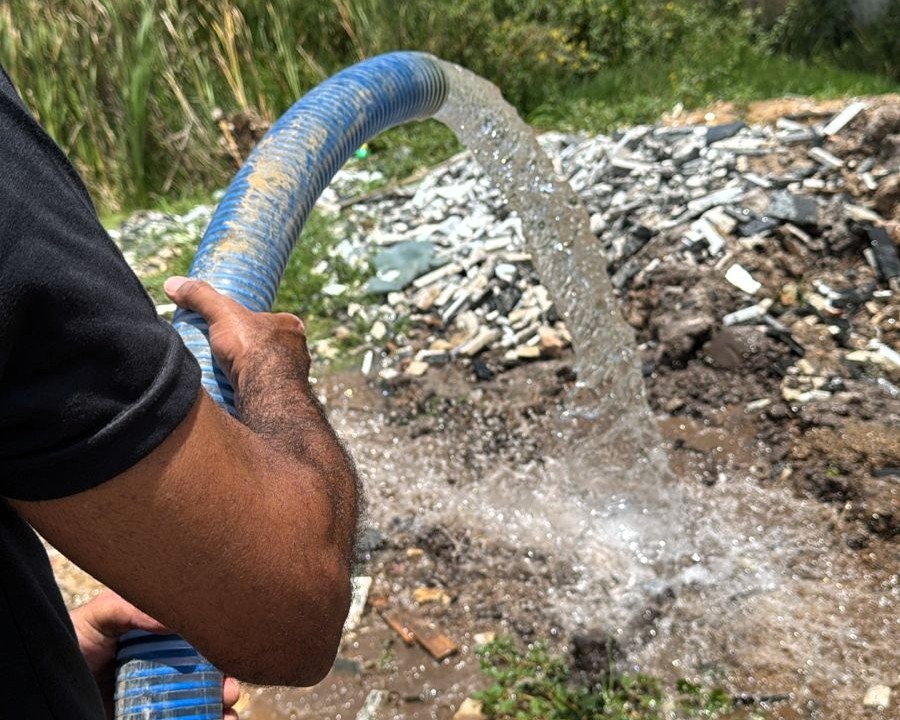 Operações flagram quase 300 mil litros de água furtada em cisternas clandestinas, em Cabo Frio e São Pedro da Aldeia